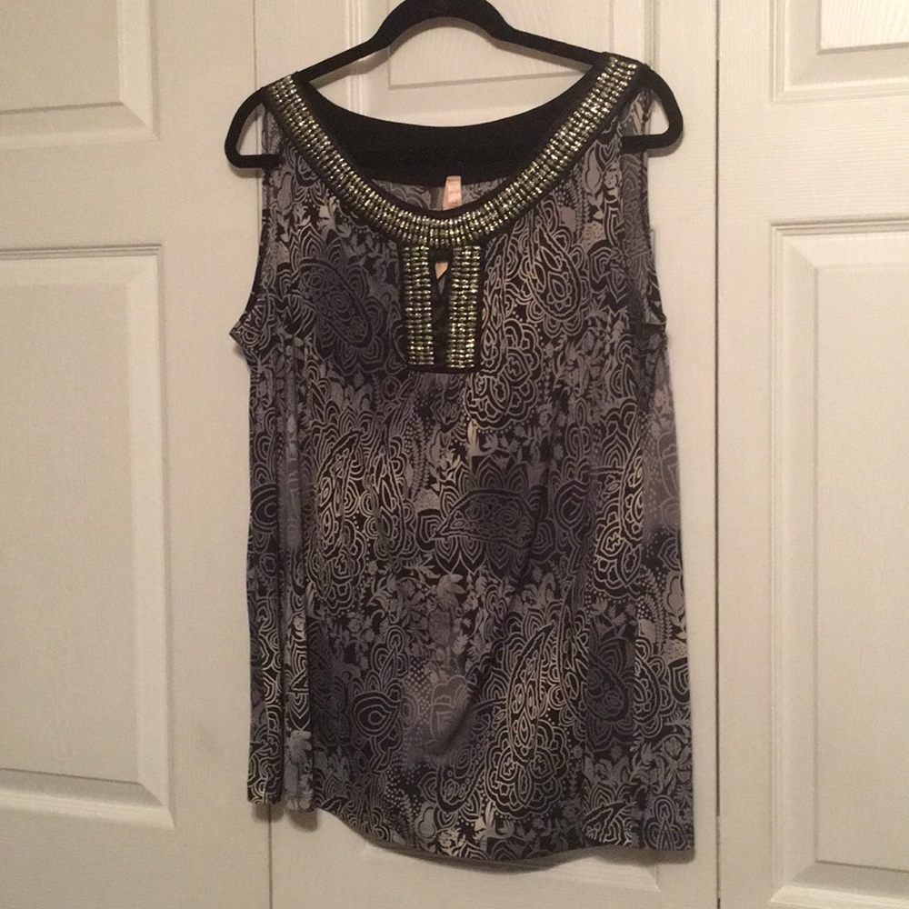 Women’s Blouse